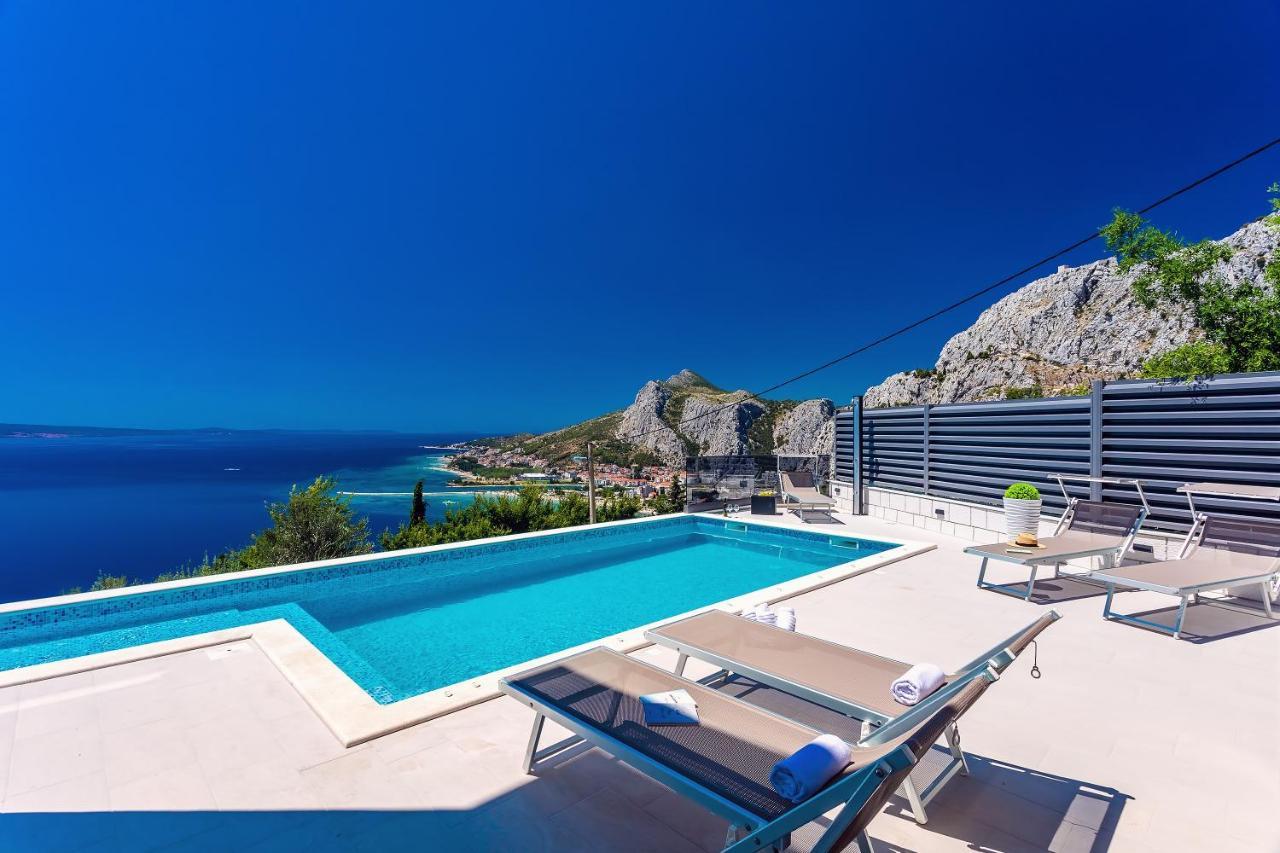 Villa Belvedere With Heated Pool, Billiards, Media Room, Sea Views,10 Pax Omiš Exterior foto